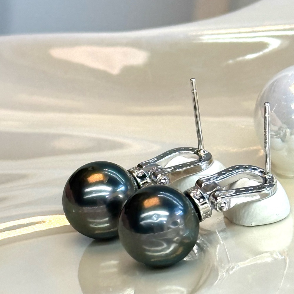 EPT16 Australian Tahitian Charcoal 10-11mm Pearl Horseshoe Earrings 18K WG S925 - Picture 13 of 16